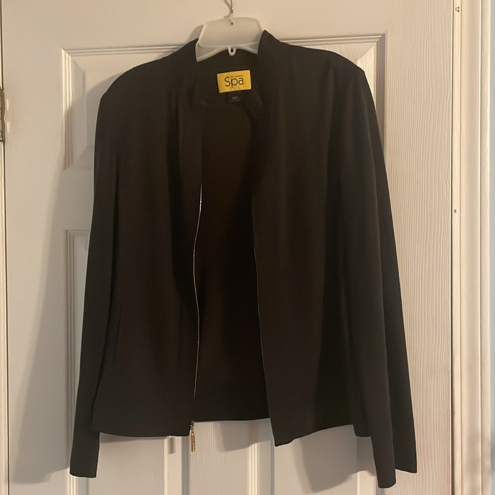 St. John Spa Jacket. Good pre-owned condition. Size S. Charcoal Brown. - Picture 2 of 4